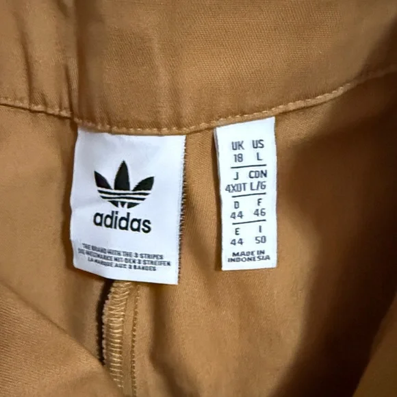 Adidas Women's Brown Cargo Joggers - Picture 4 of 11